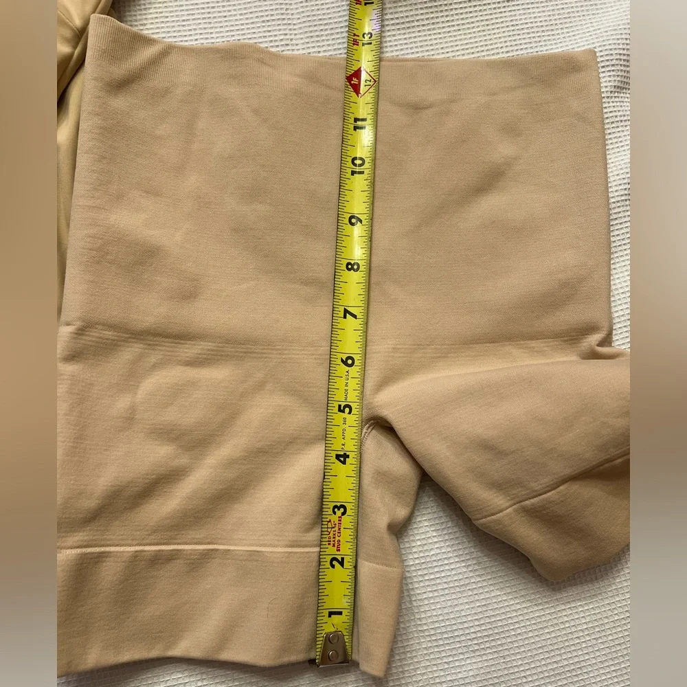 Lot 3 pc ASSETS (Lg) Shapewear (tummy-control capris, bodice slip, 4 1/2”shorts) - Picture 8 of 9